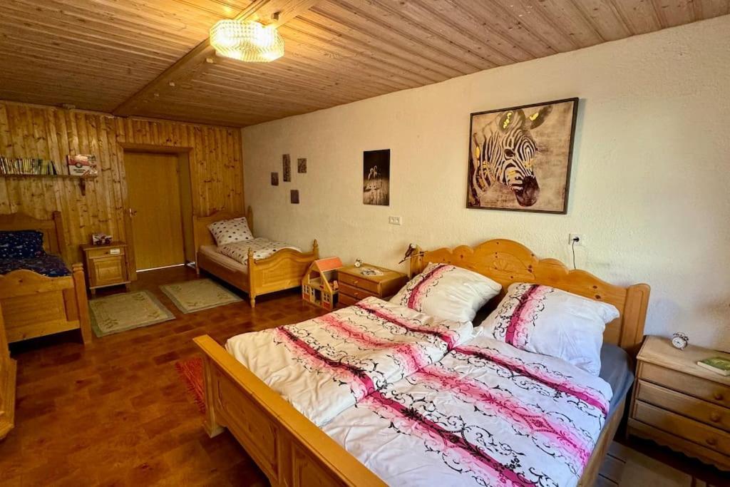 Romantisches Alpenchalet - Mit Sauna Und Kamin - Ruhig Und Zentral Bad Tolz Exterior photo